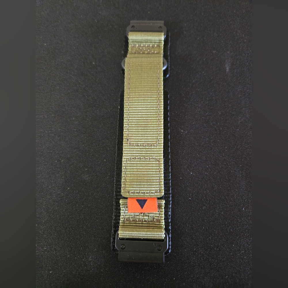 Black and Green Tactical Strap
